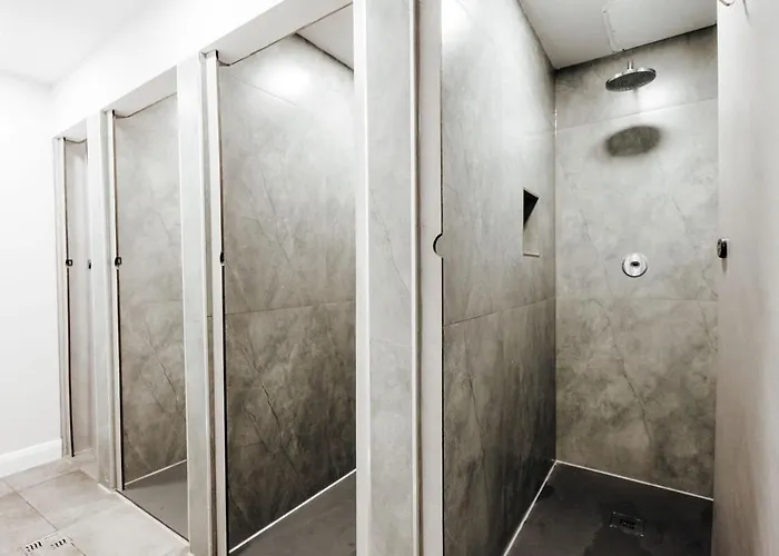 Eden Quay Private 2*