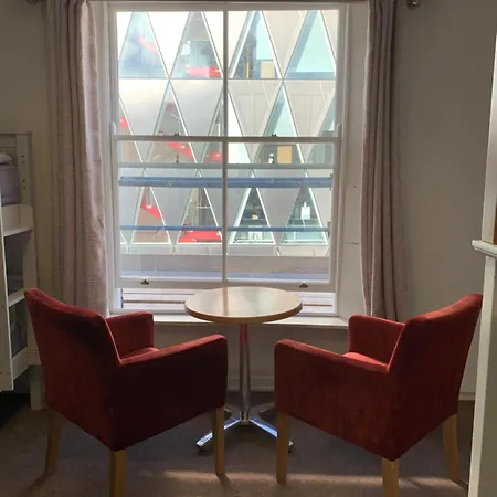 Eden Quay Private Inn