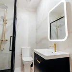Eden Quay Private 2*