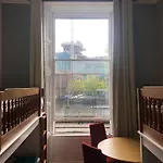 Eden Quay Private Inn 2*