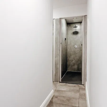 Han/Misafirhane Eden Quay Private