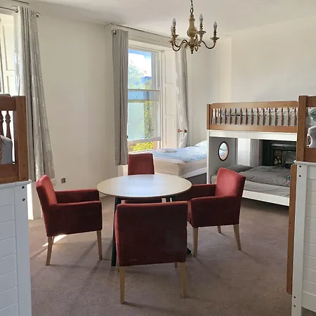 Eden Quay Private 2*