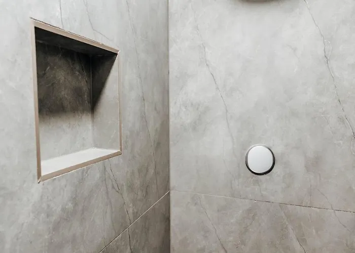 Eden Quay Private Zajazd 2*