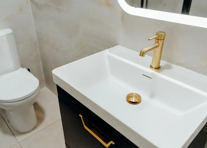 Eden Quay Private 2*