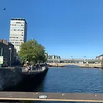 Eden Quay Private Inn