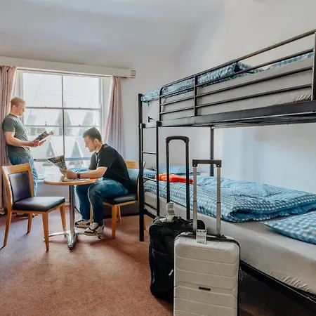 Eden Quay Private 2*